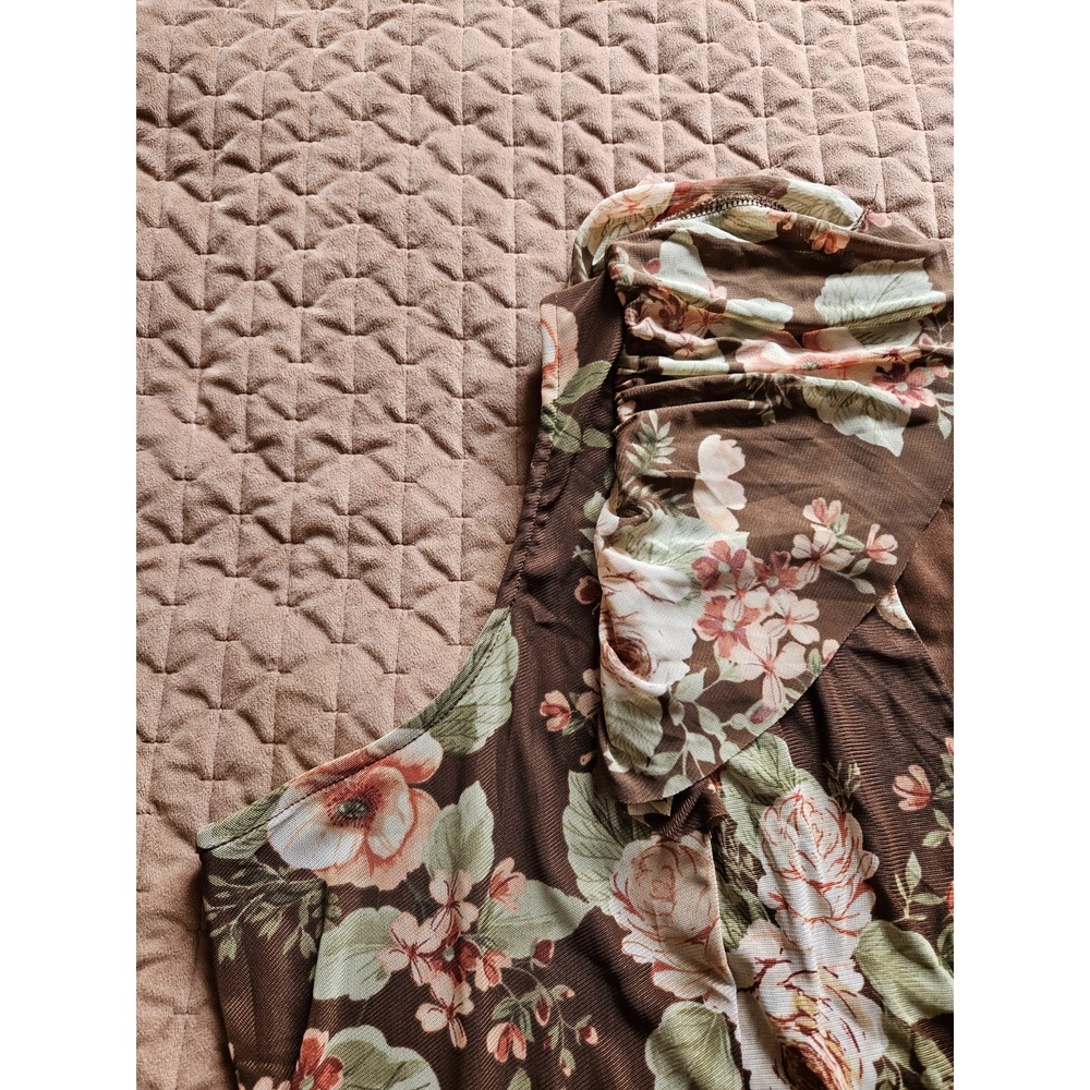 NWT Torrid Lined Multicolor Floral Mesh Ruffle Sleeve Surplice V-Neck, Plus 5X - Picture 5 of 8